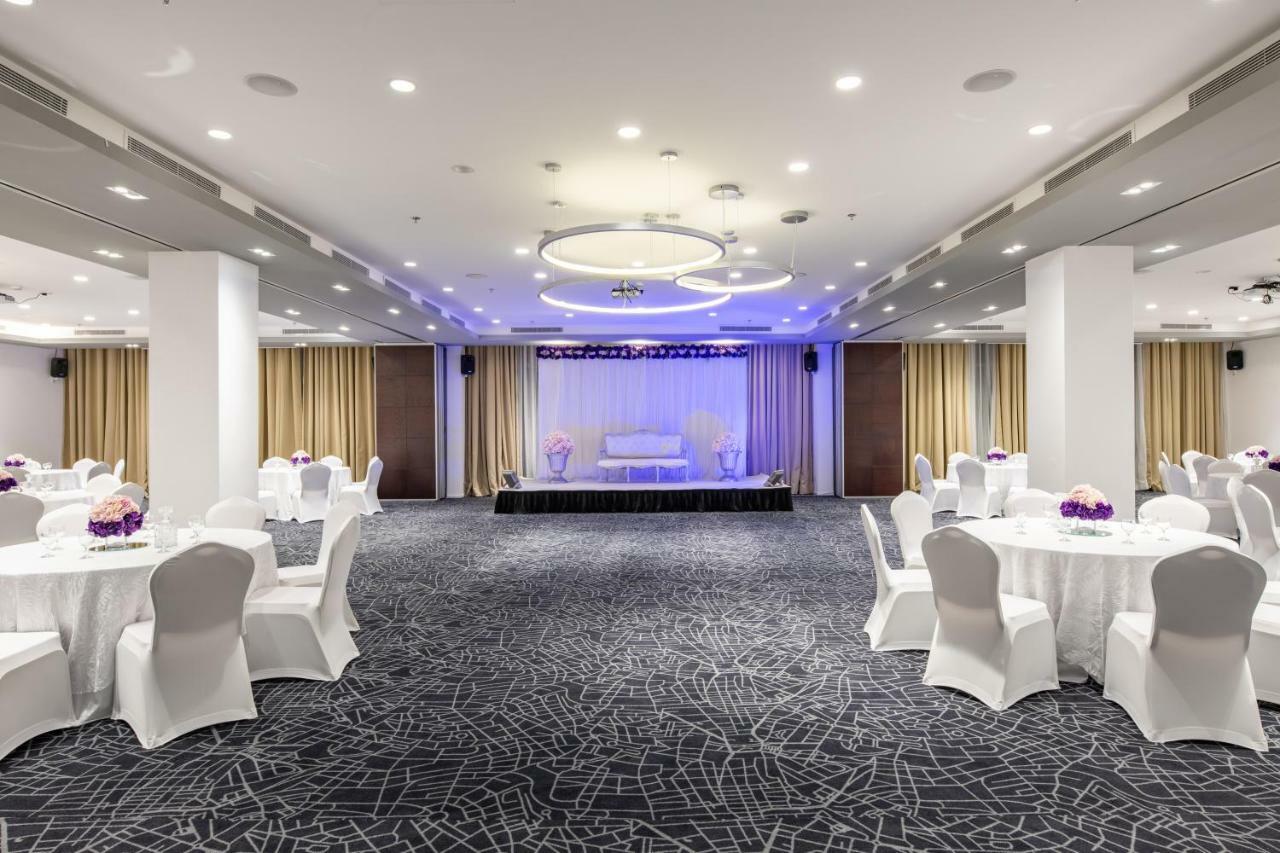 Radisson Hotel & Apartments Dammam Industrial City Exterior foto